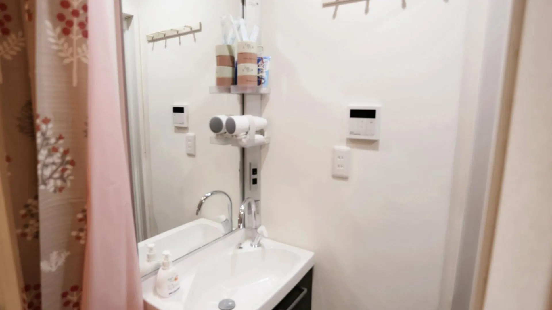 Otsuka Two Storey Homestay House/4 Min By Foot/Max 2-4Ppl Tokyo Apartment